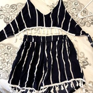 Two piece light outfit